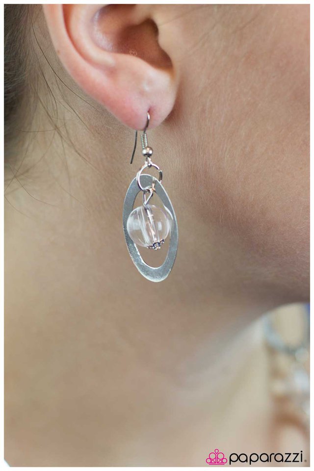 Paparazzi ♥ Leisurely Luminous - White ♥ Necklace