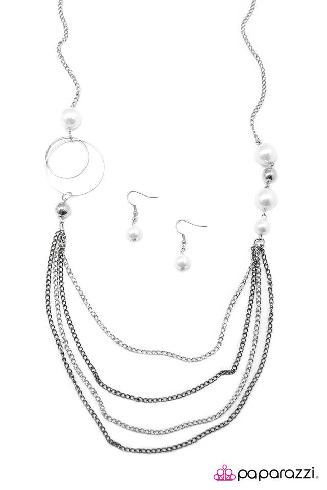 Paparazzi ♥ Gently Glimmering - White ♥ Necklace