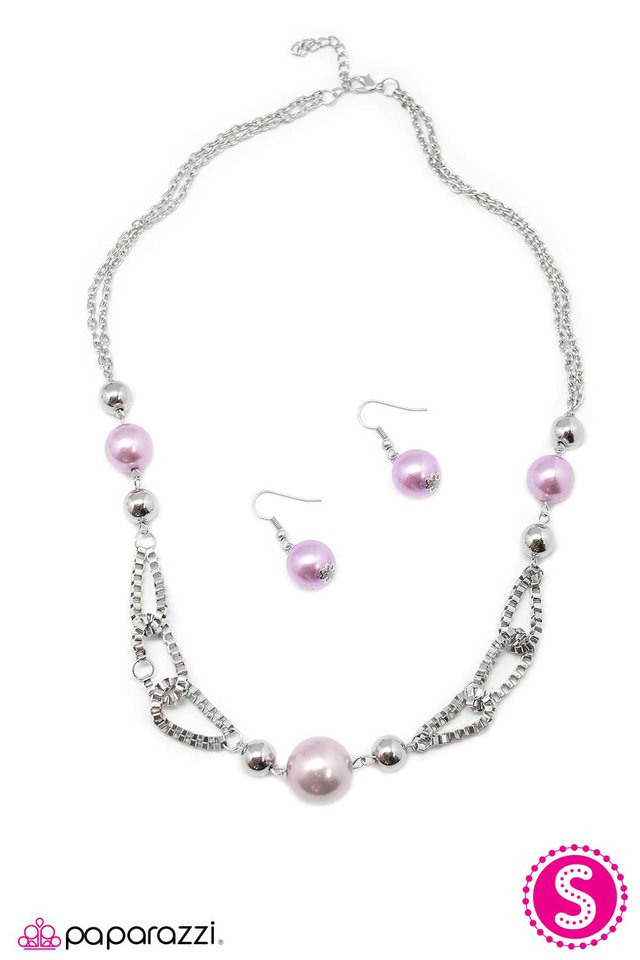 Paparazzi ♥ Calm and Connected - Purple ♥ Necklace