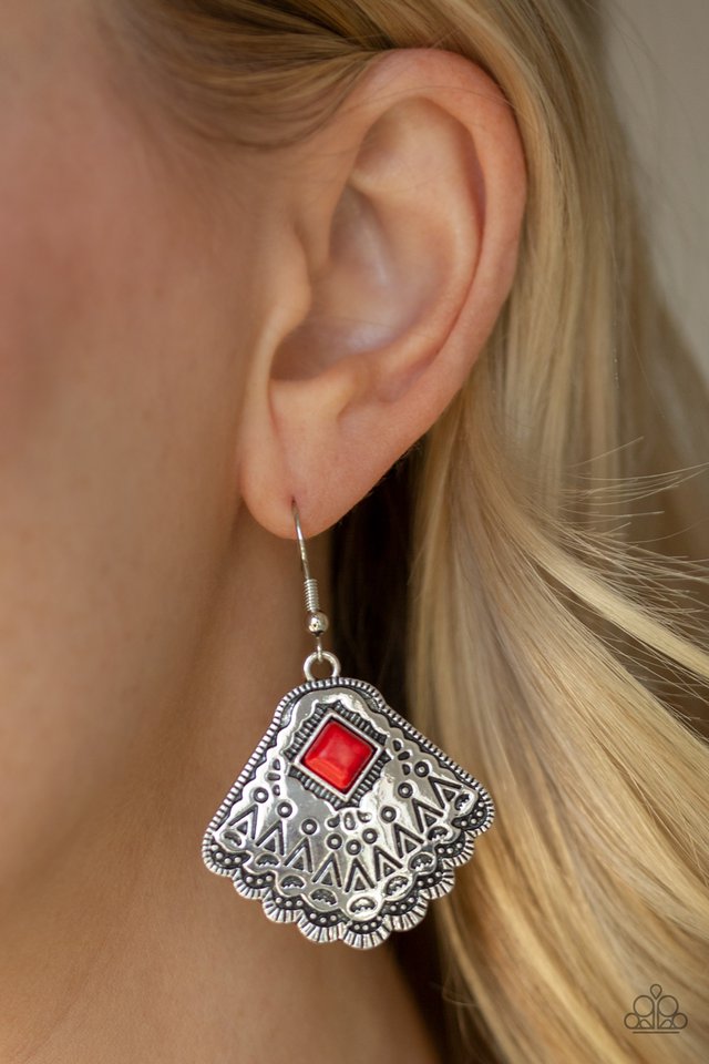 Paparazzi ♥ Mountain Mesa - Red ♥ Earrings