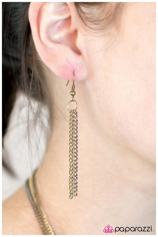 Paparazzi ♥ KNOT A Chance! - Brass ♥ Necklace