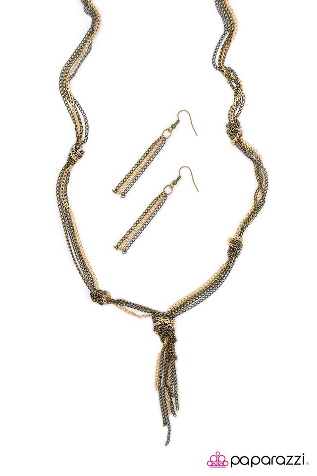 Paparazzi ♥ KNOT A Chance! - Brass ♥ Necklace