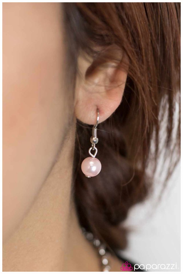 Paparazzi ♥ Silly Little Love Songs - Pink ♥ Necklace