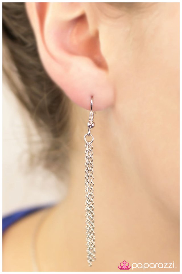 Paparazzi ♥ Out On A Limb - Silver ♥ Necklace