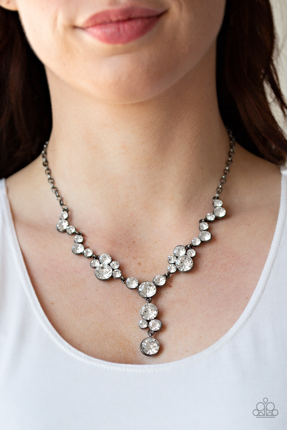 Paparazzi ♥ Inner Light - Black ♥  Necklace