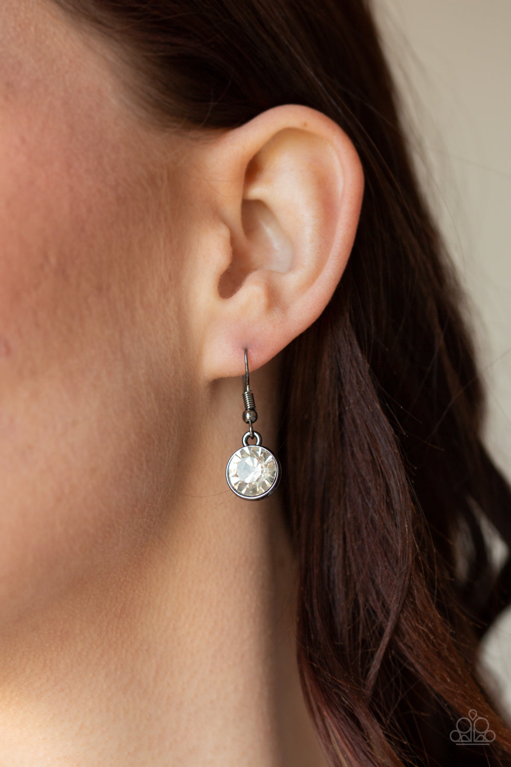 Paparazzi ♥ Inner Light - Black ♥  Necklace