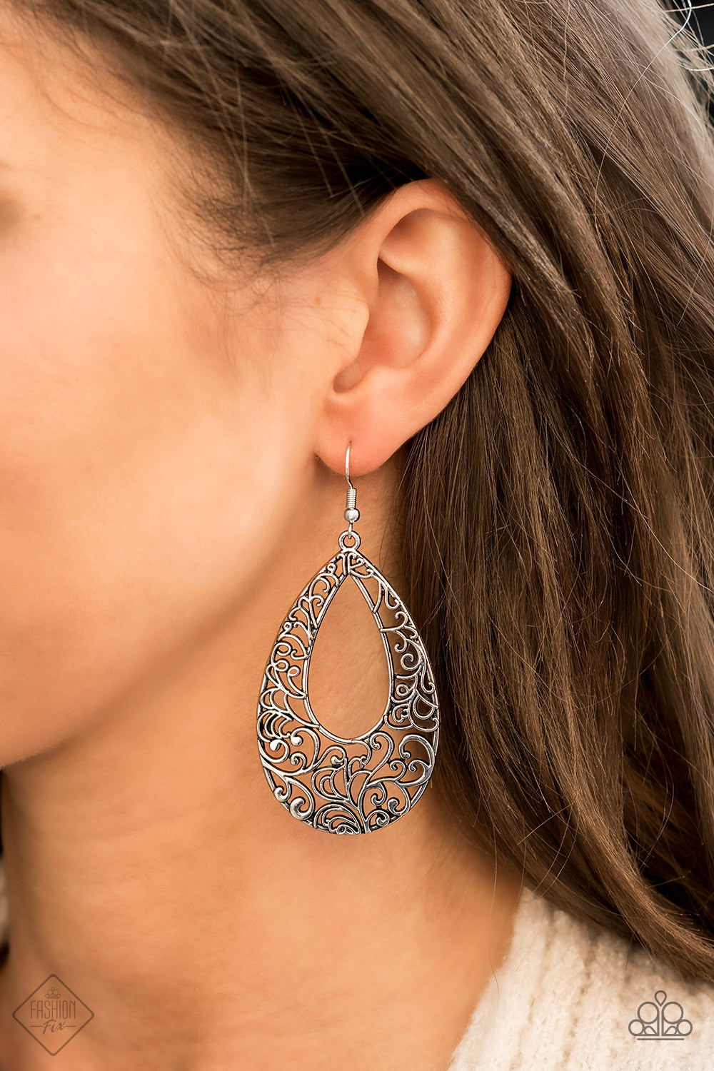 Paparazzi ♥ Iridescently Ivy ♥  Earrings