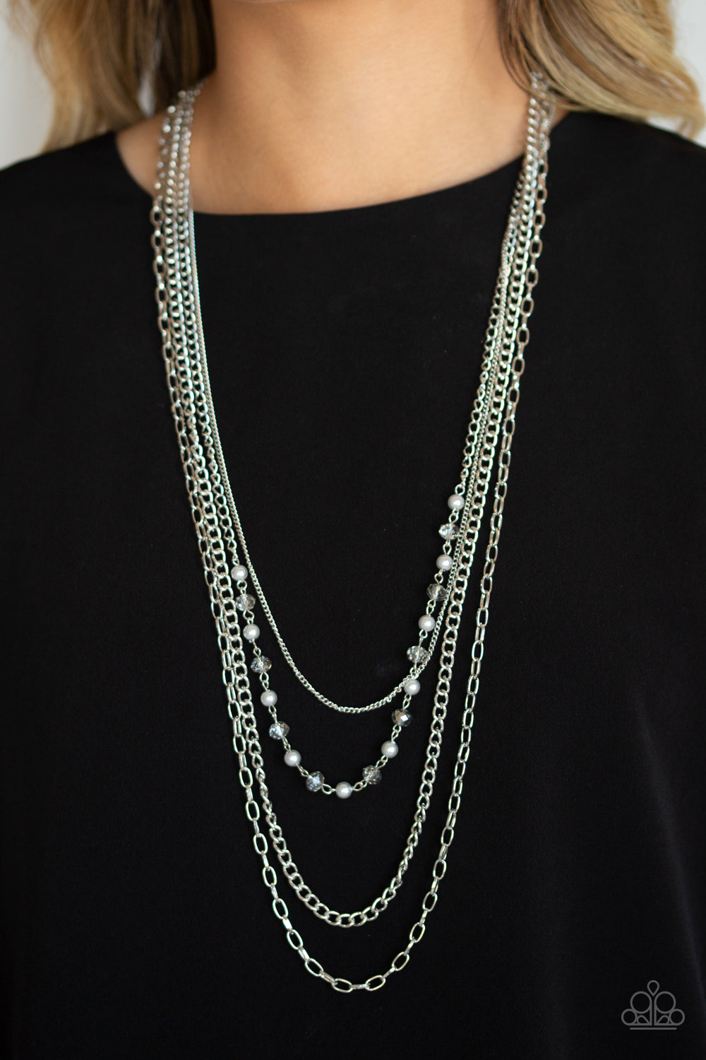 Paparazzi ♥ SoHo Sophistication - Silver ♥  Necklace