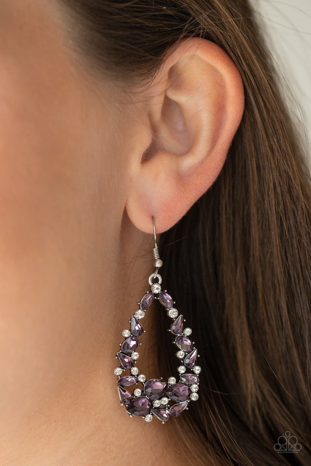 Paparazzi ♥ To BEDAZZLE, Or Not To BEDAZZLE - Purple ♥ Earrings