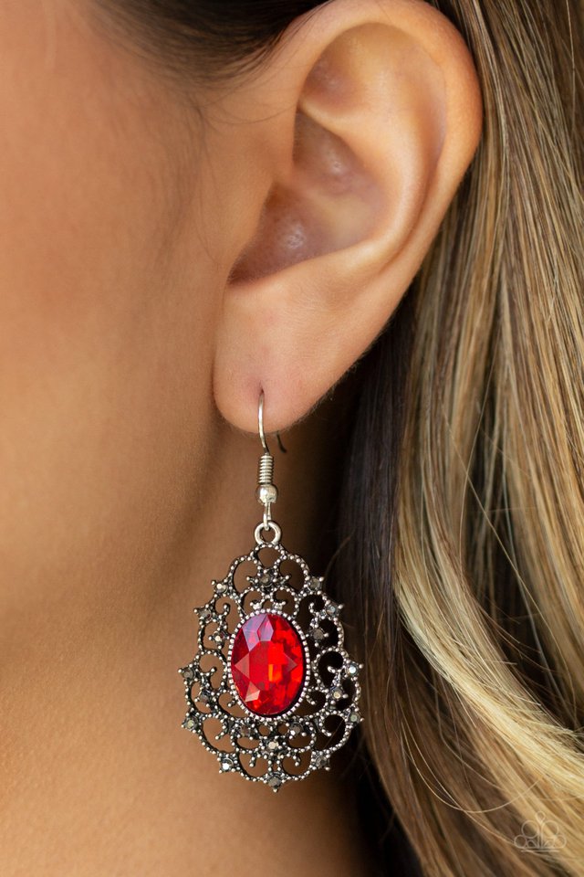 Paparazzi ♥ Regal Razzle - Red ♥ Earrings