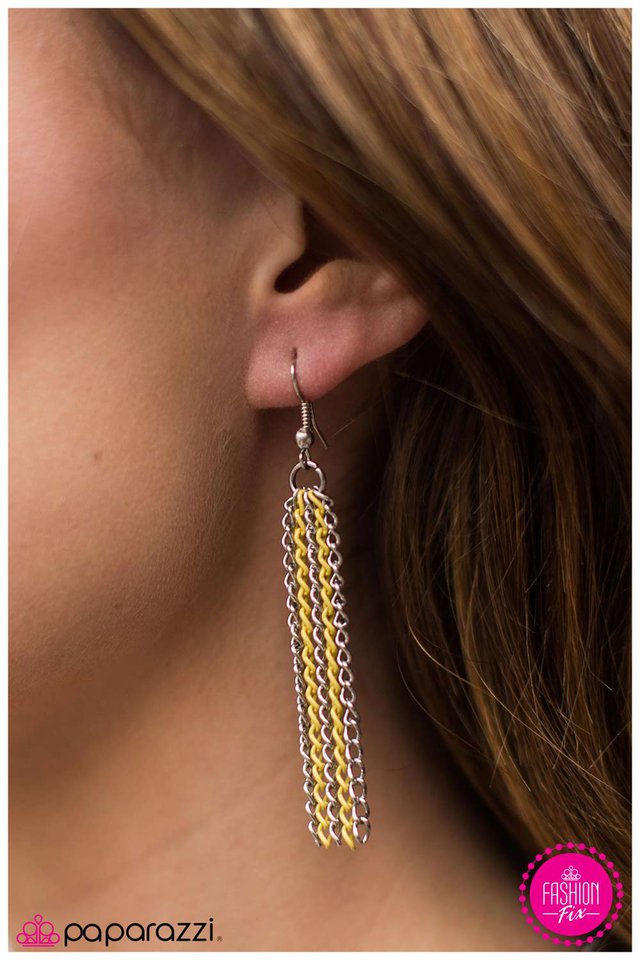 Paparazzi ♥ Head Over Heels - Yellow ♥ Necklace