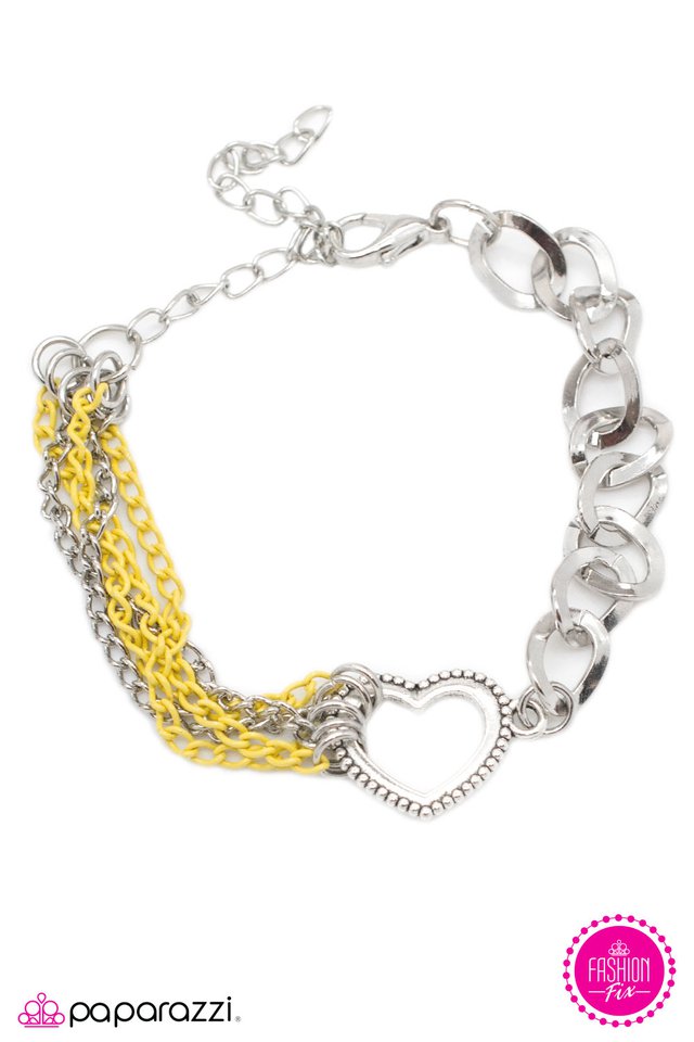 Paparazzi ♥ First Date - Yellow ♥ Bracelet