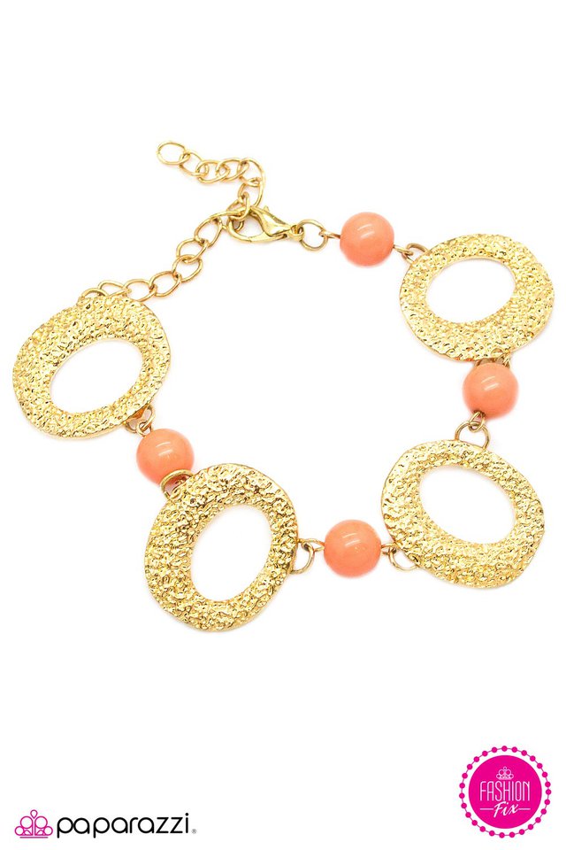 Paparazzi ♥ The Other Way Around - Gold ♥ Bracelet