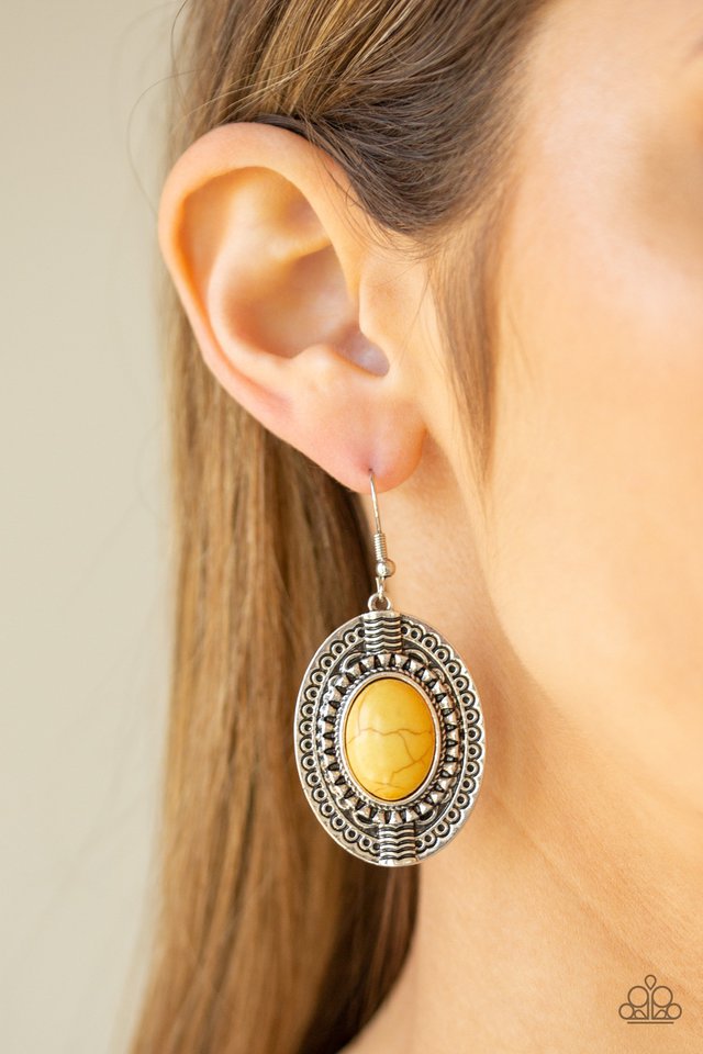 Paparazzi ♥ Mountain Melody - Yellow ♥ Earrings