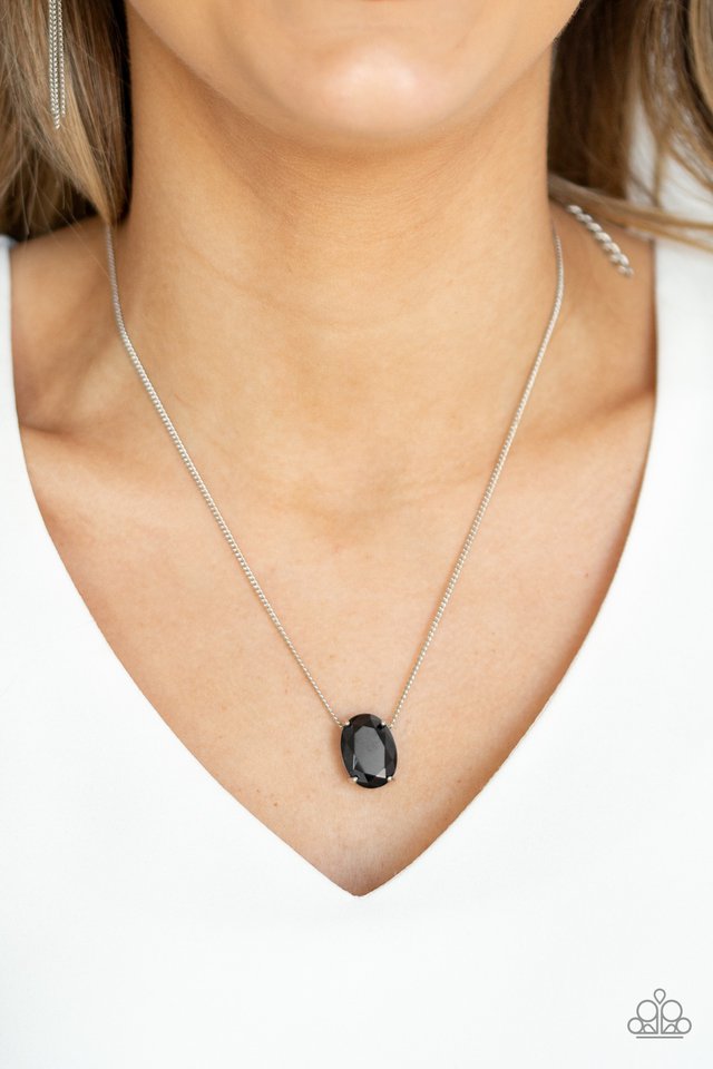 Paparazzi ♥ Extra Ice - Black ♥ Necklace