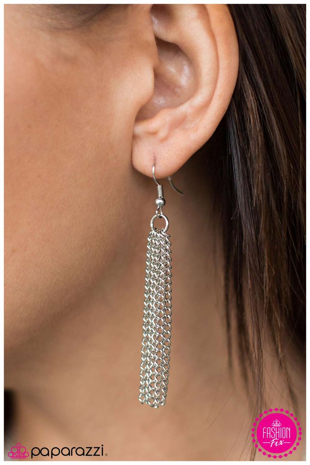 Paparazzi ♥ A Perfect Fit - Silver ♥ Necklace