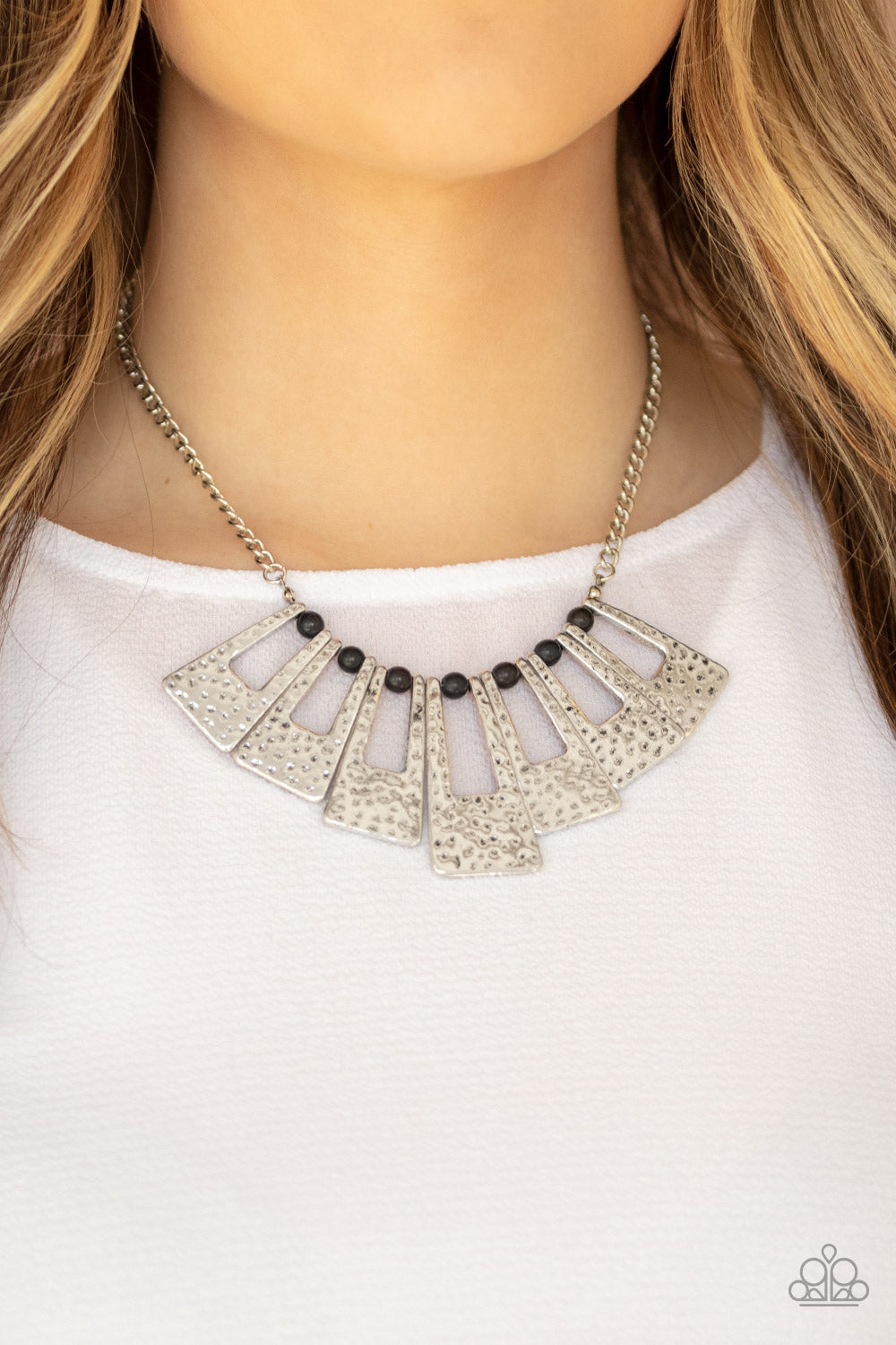 Paparazzi ♥ Terra Takeover - Black ♥  Necklace