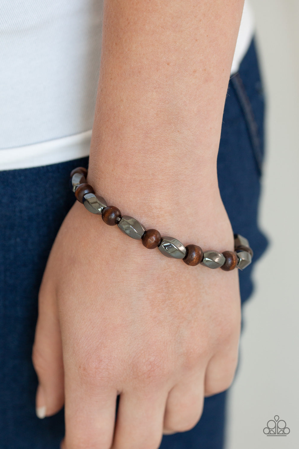 Paparazzi ♥ Resilient - Brown ♥  Bracelet
