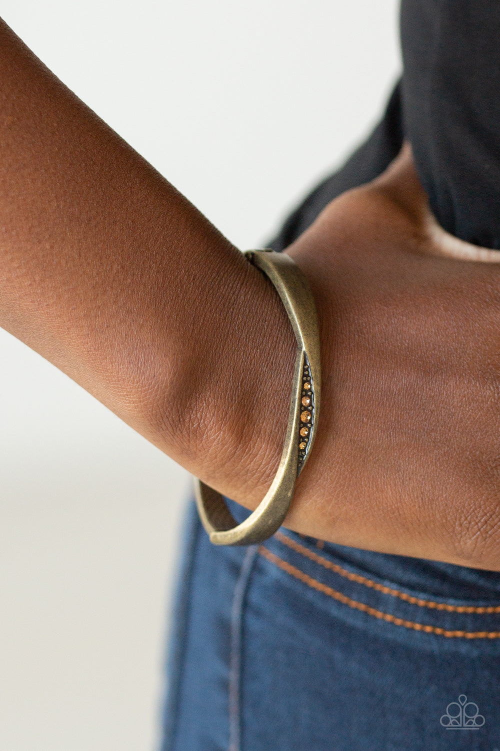 Paparazzi ♥ Glittering Grit - Brass ♥  Bracelet