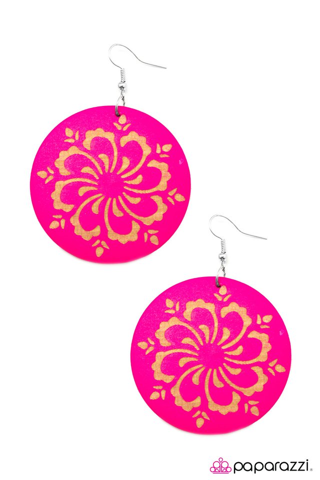 Paparazzi ♥ Escape To Paradise - Pink ♥ Earrings