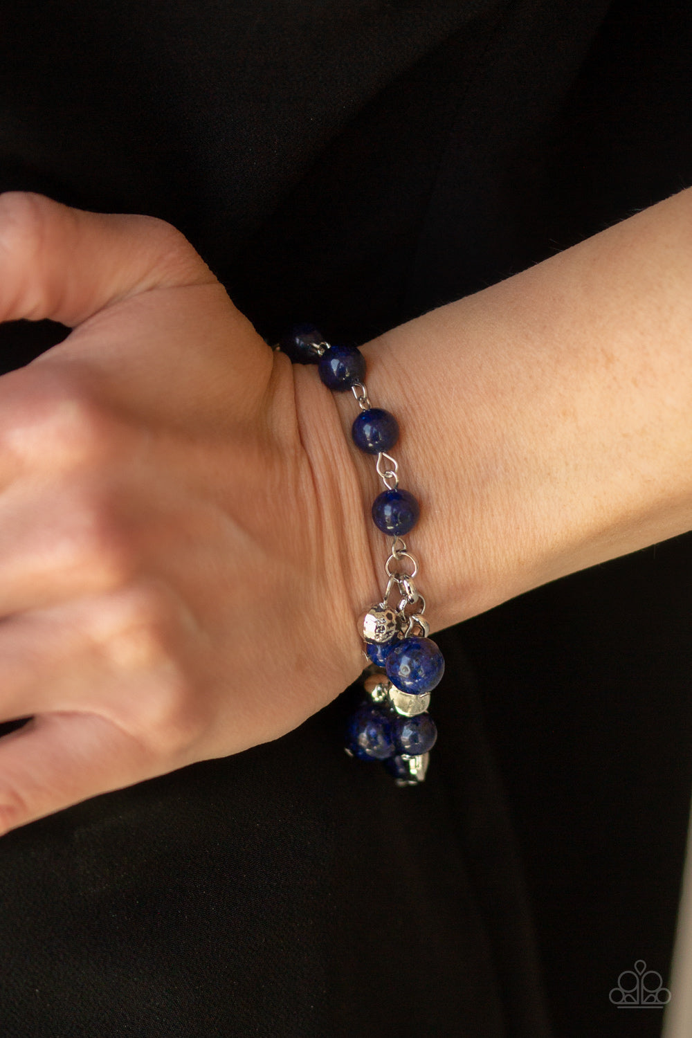 Paparazzi ♥ Glossy Glow - Blue ♥  Bracelet