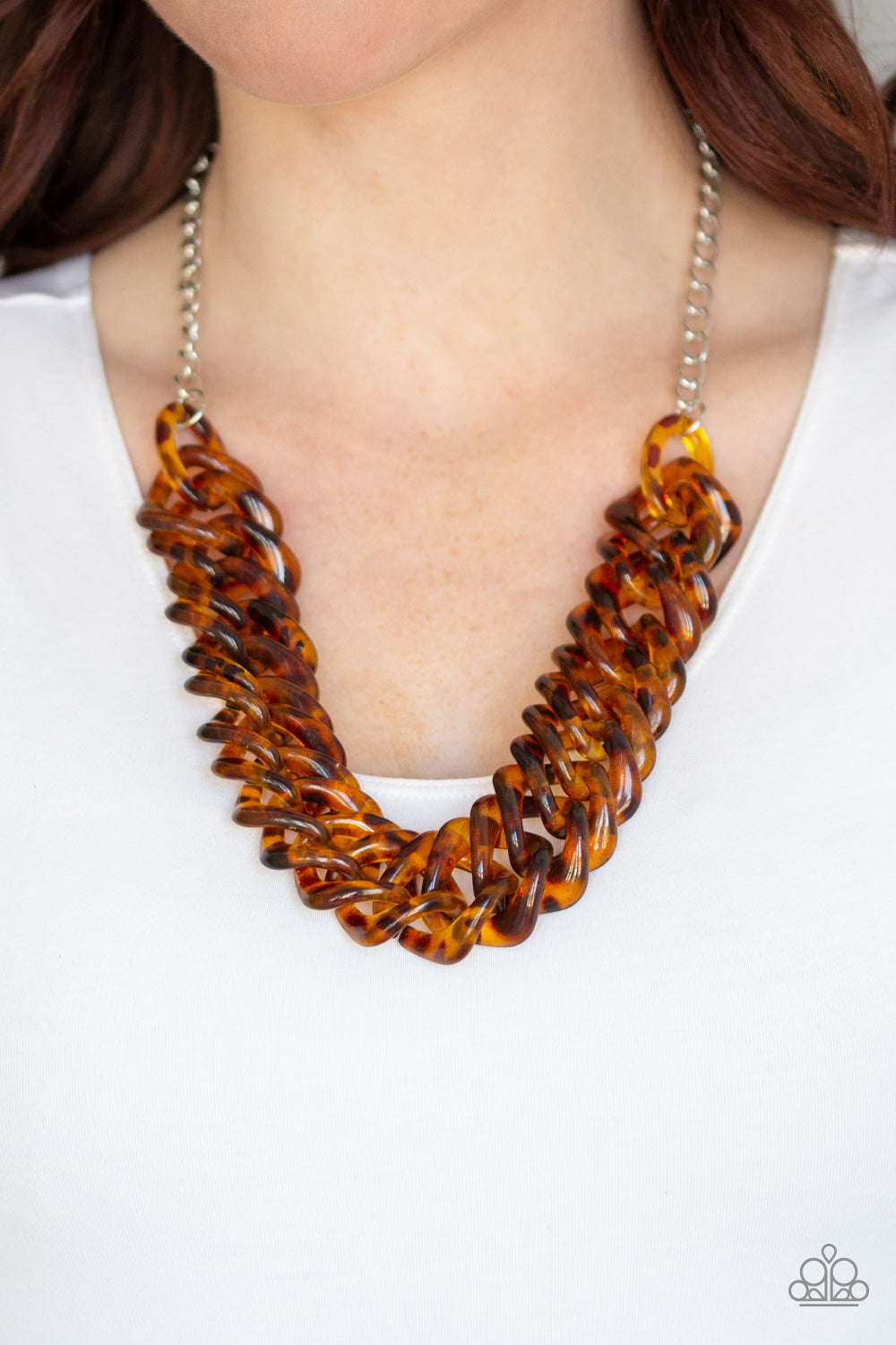 Paparazzi ♥ Comin In HAUTE - Brown ♥  Necklace