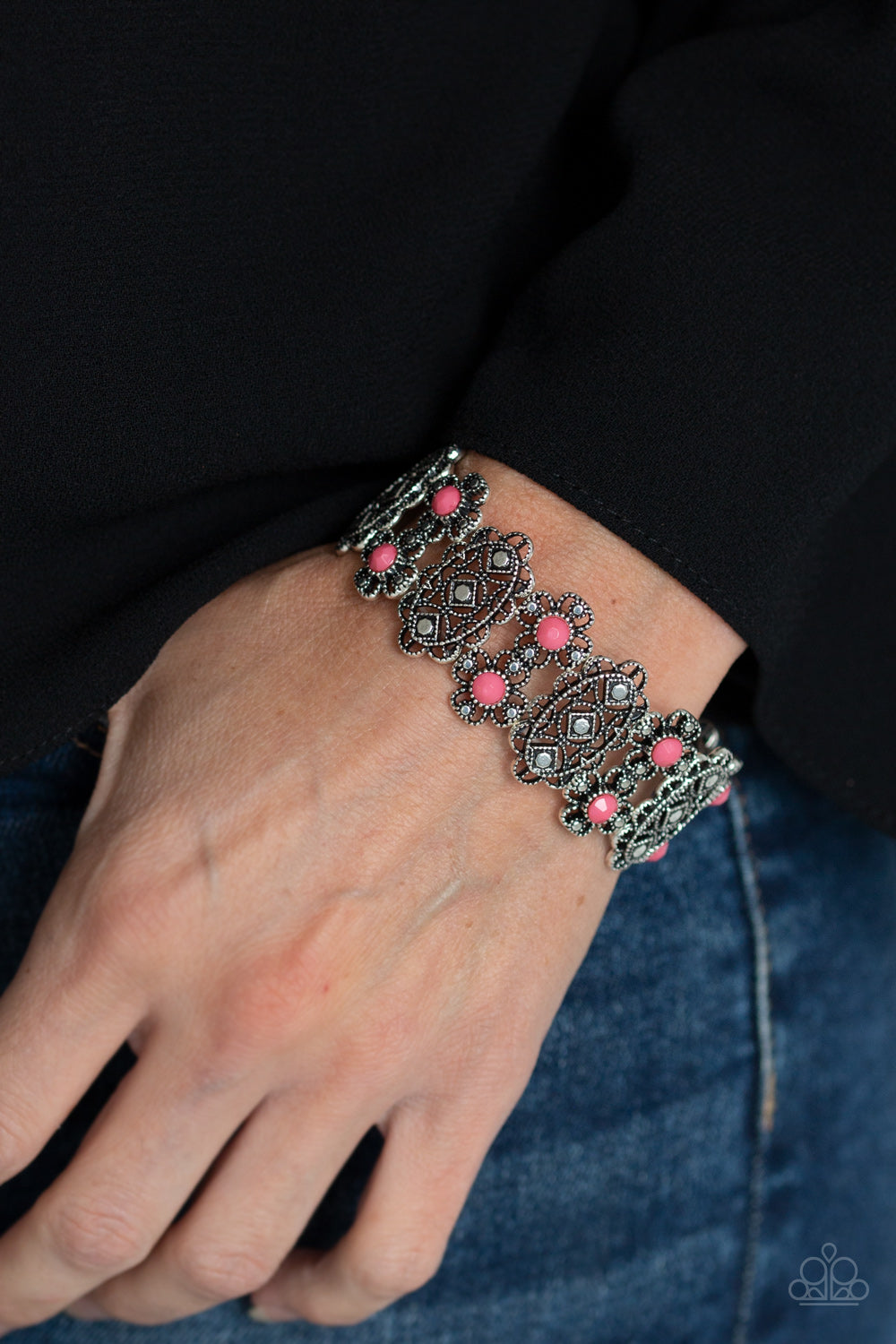 Paparazzi ♥ Majestic Gardens - Pink ♥  Bracelet