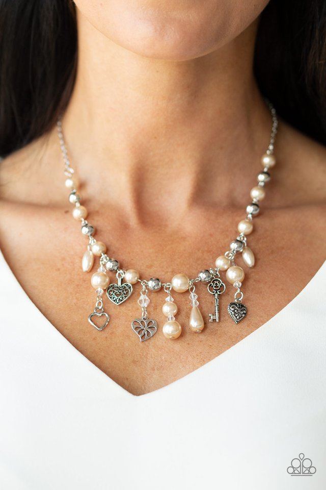 Paparazzi ♥ Renaissance Romance - Brown ♥ Necklace