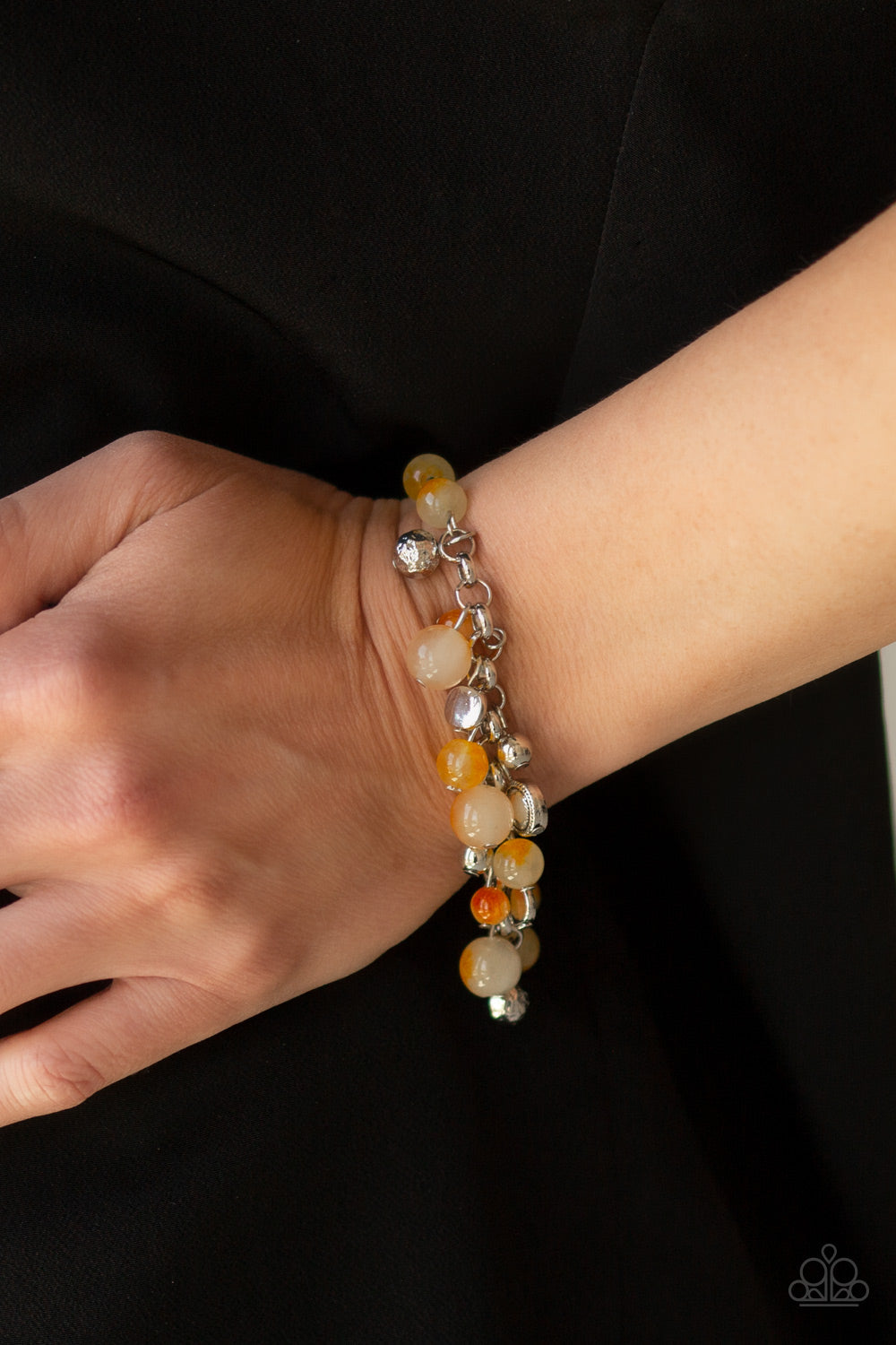 Paparazzi ♥ Glossy Glow - Yellow ♥  Bracelet