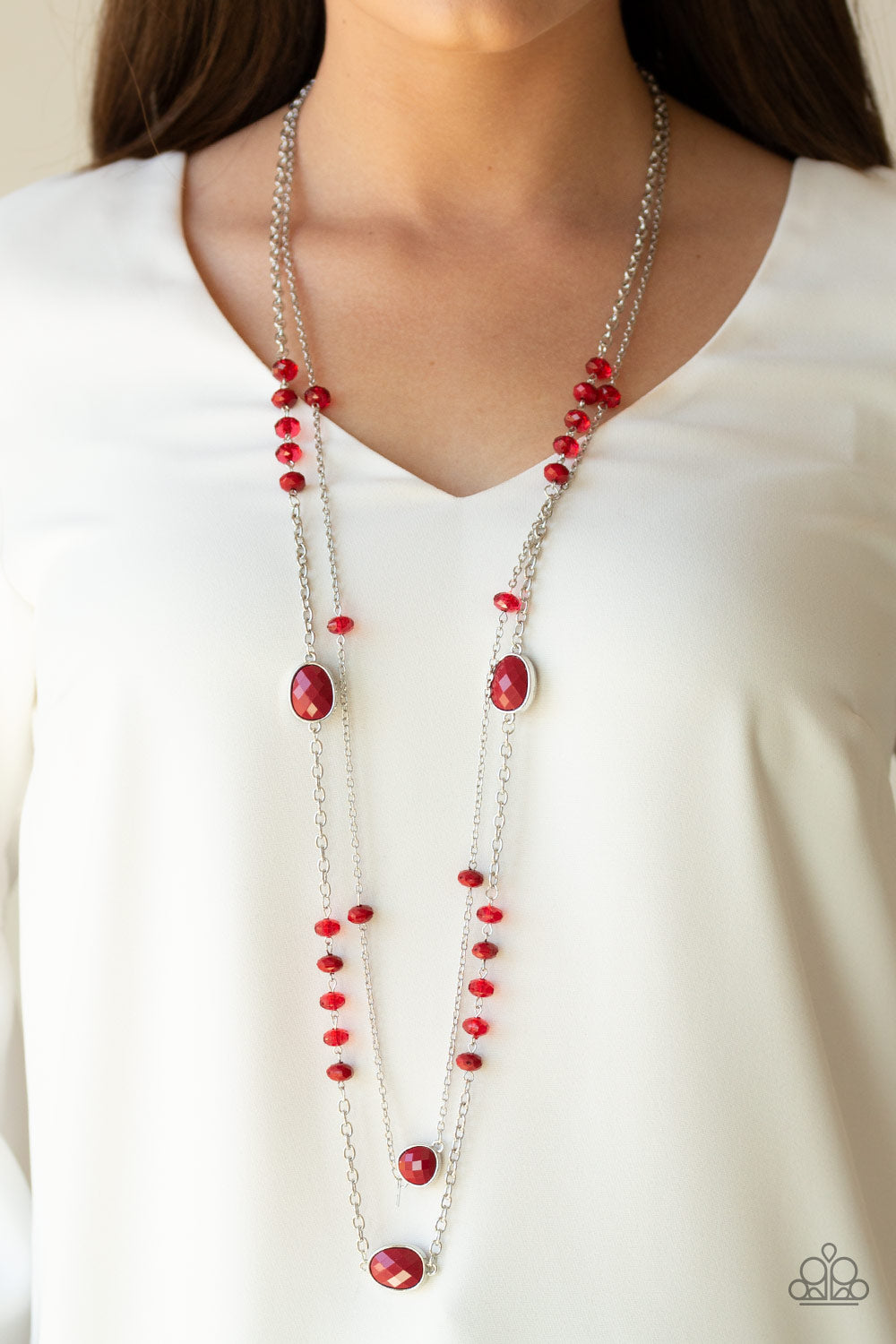 Paparazzi ♥ Dazzle The Crowd - Red ♥  Necklace