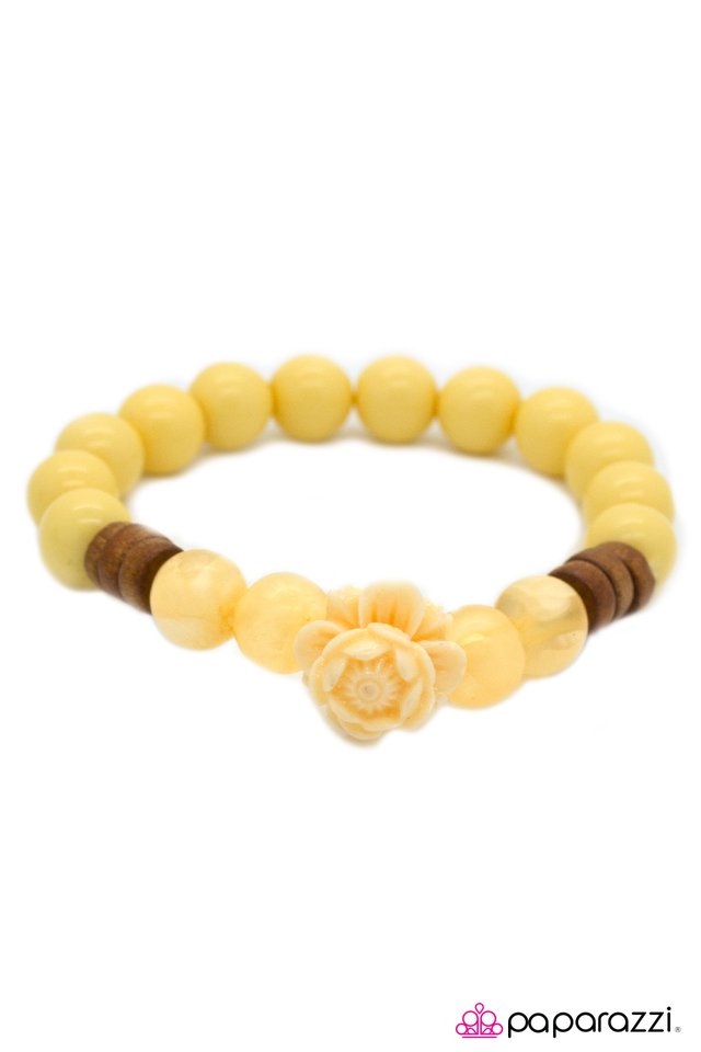 Paparazzi ♥ Now and Zen - Yellow ♥ Bracelet