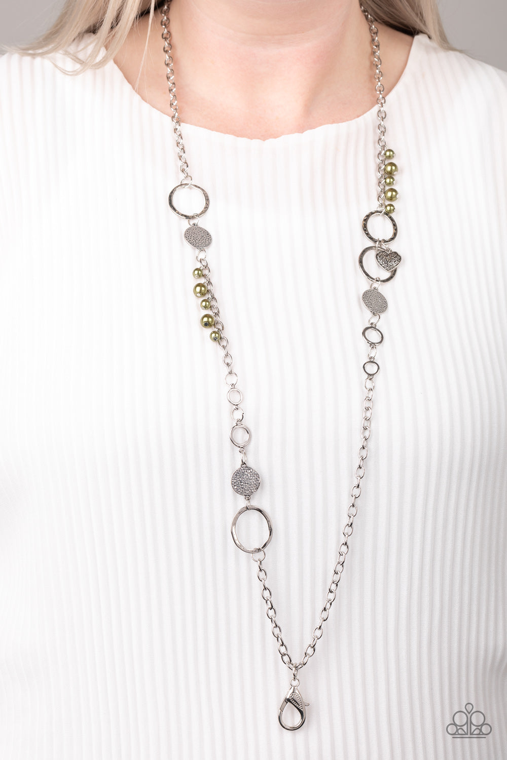 Paparazzi ♥ Unapologetic Flirt - Green ♥  Lanyard