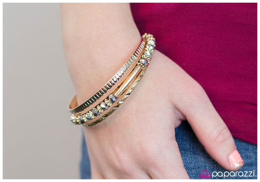 my-lips-are-movin-p9re-gdxx-003xx