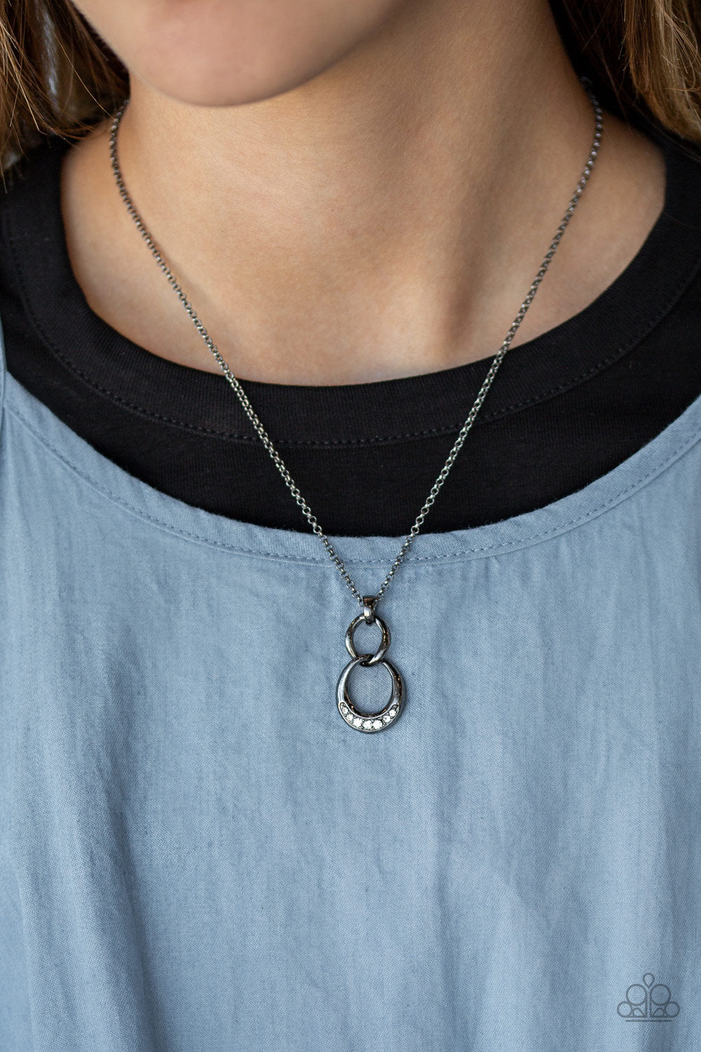 Paparazzi ♥ Rockefeller Royal - Black ♥  Necklace