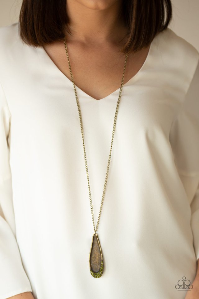 Paparazzi ♥ Metro Storm - Green ♥ Necklace