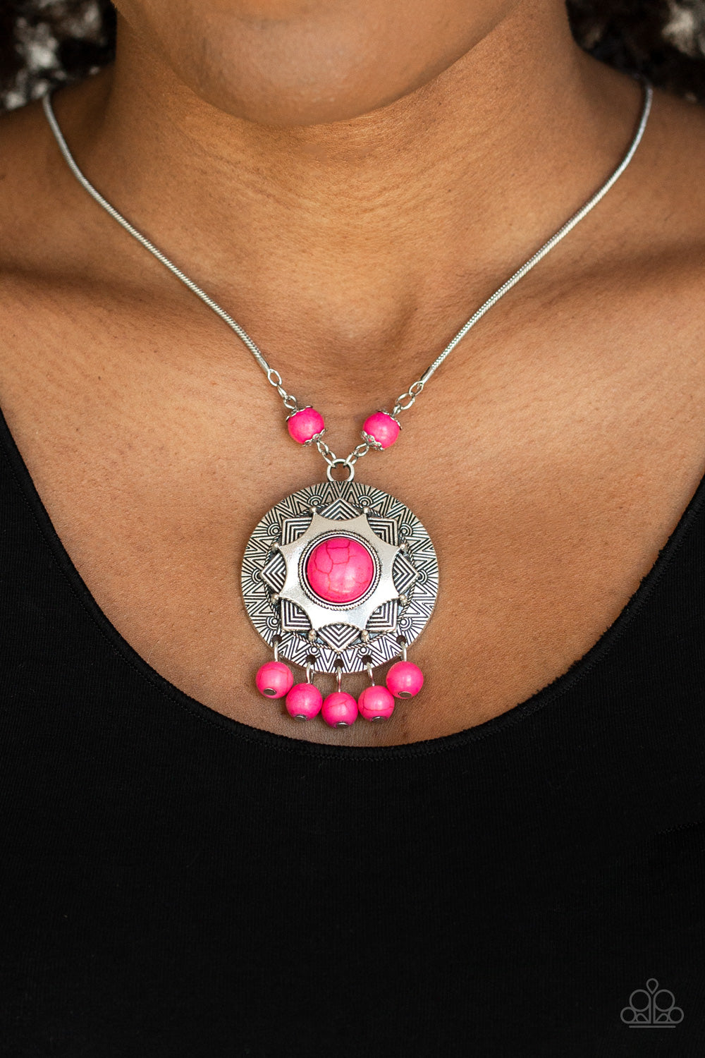 Paparazzi ♥ Santa Fe Garden - Pink ♥  Necklace