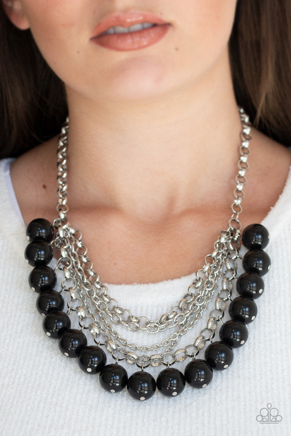 Paparazzi ♥ One-Way WALL STREET - Black ♥  Necklace