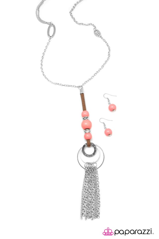 Paparazzi ♥ Touch and Go - Pink ♥ Necklace