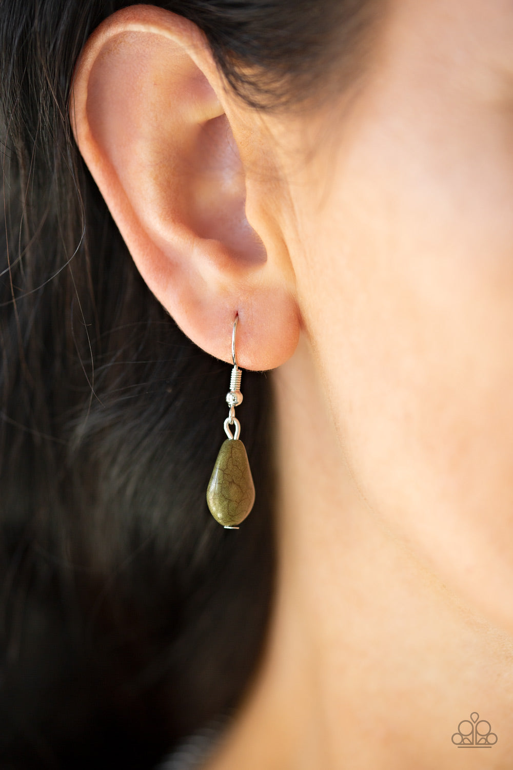 Paparazzi ♥ Prowling Prowess - Green ♥  Necklace