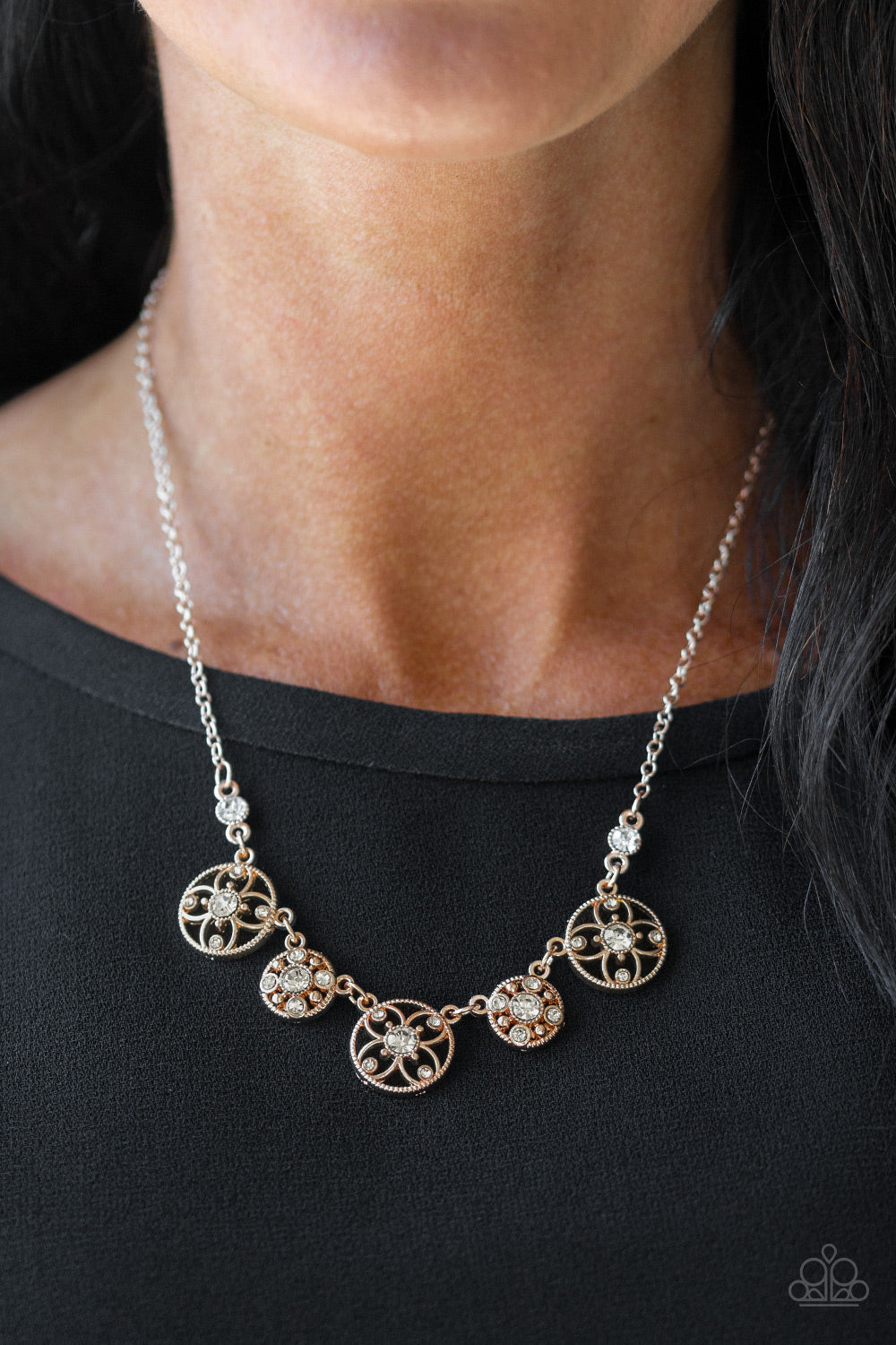 Paparazzi ♥ Floral Florescence - Rose Gold ♥  Necklace