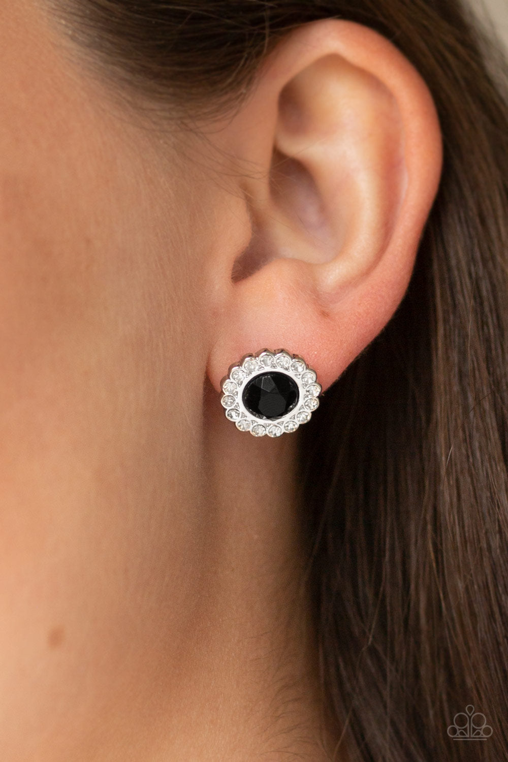 Paparazzi ♥ Floral Glow - Black ♥  Post Earrings