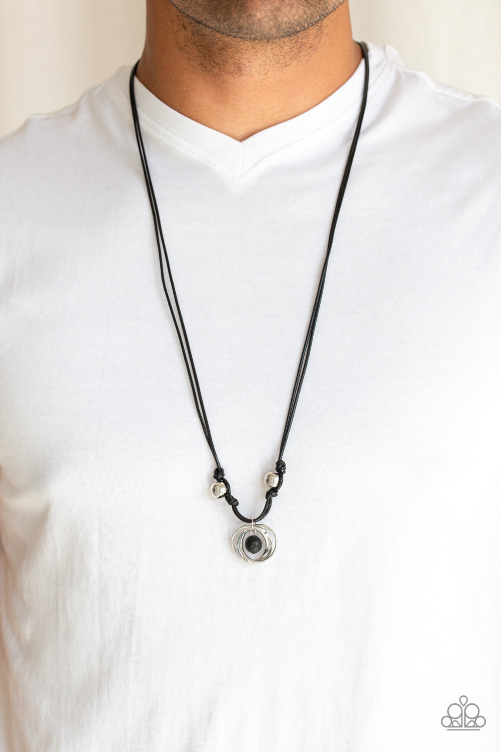 Paparazzi ♥ Rural Ringleader - Black ♥  Necklace