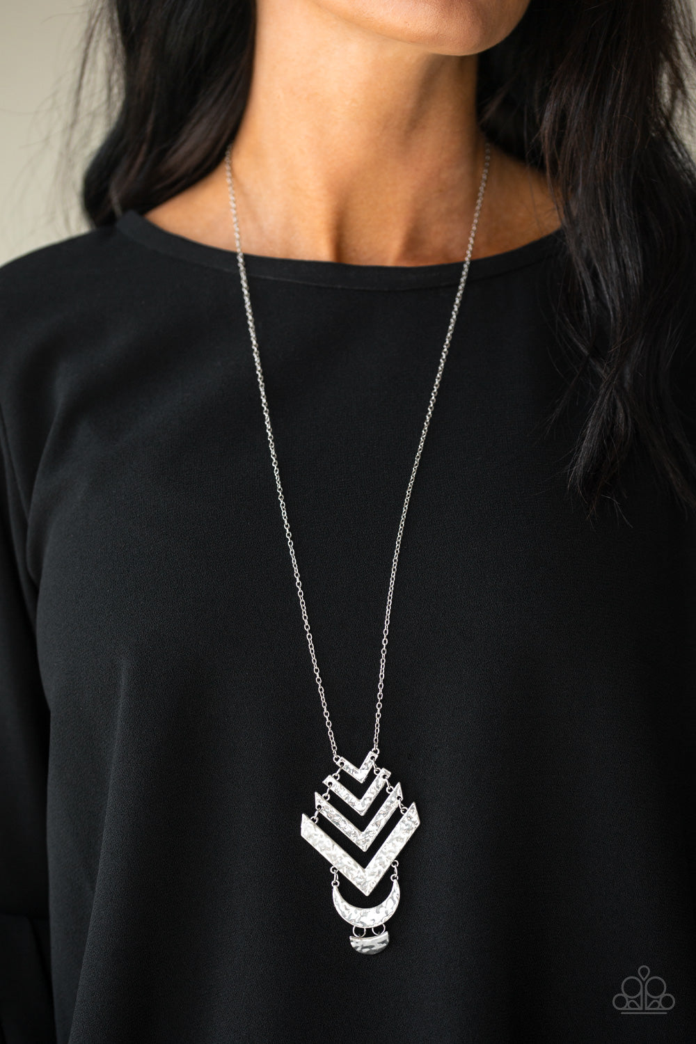 Paparazzi ♥ Artisan Edge - Silver ♥  Necklace