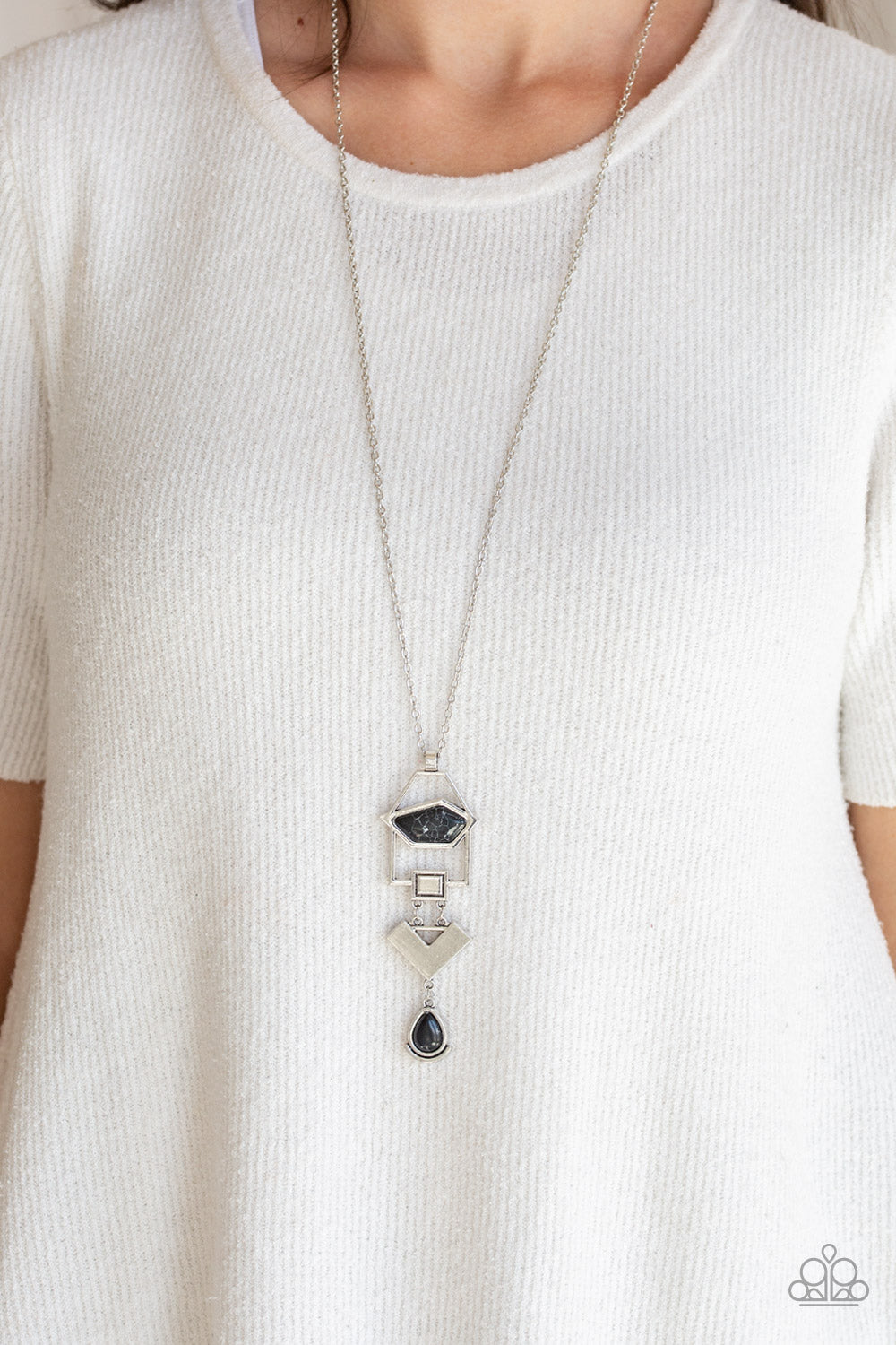 Paparazzi ♥ Desert Artisan - Black ♥  Necklace