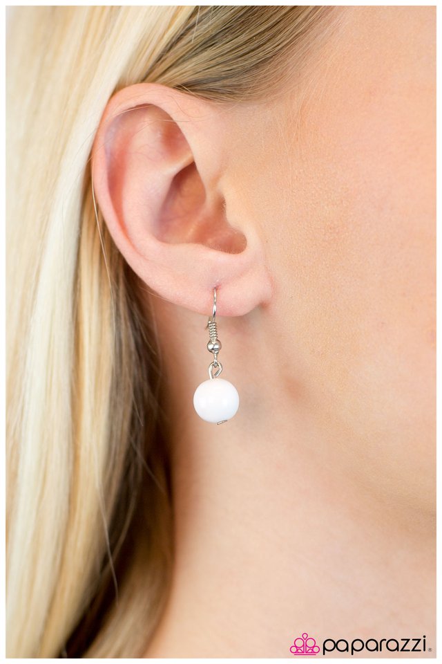 Paparazzi ♥ Somewhere Along the Line - White ♥ Necklace