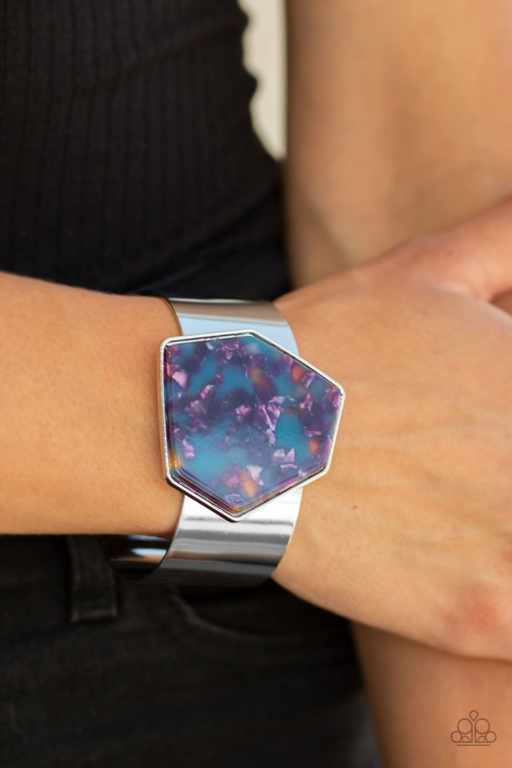 Paparazzi ♥ GEO-ing The Distance - Purple ♥  Bracelet