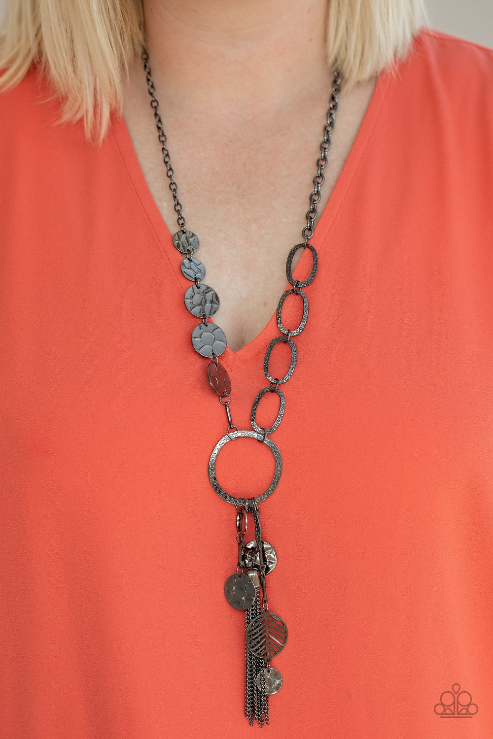 Paparazzi ♥ Trinket Trend - Black ♥  Necklace