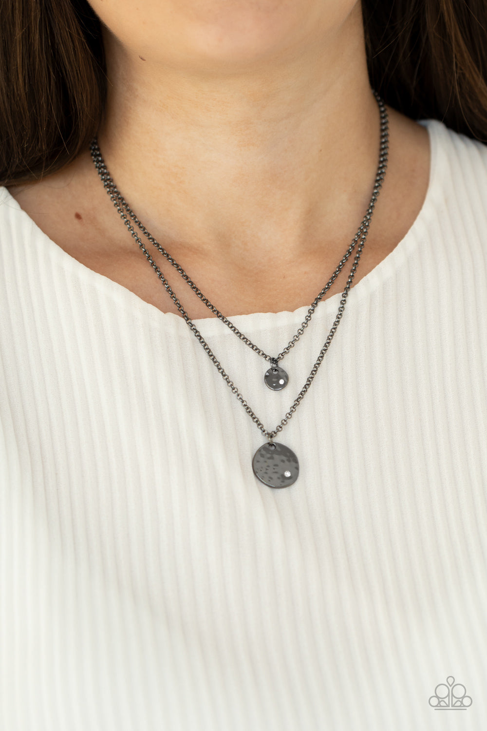 Paparazzi ♥ Modern Minimalist - Black ♥  Necklace