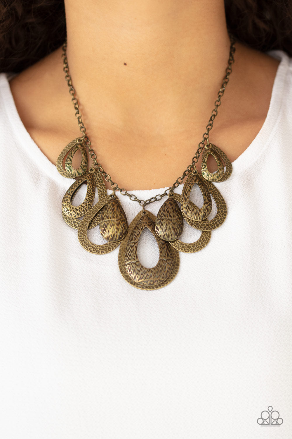 Paparazzi ♥ Teardrop Tempest - Brass ♥  Necklace