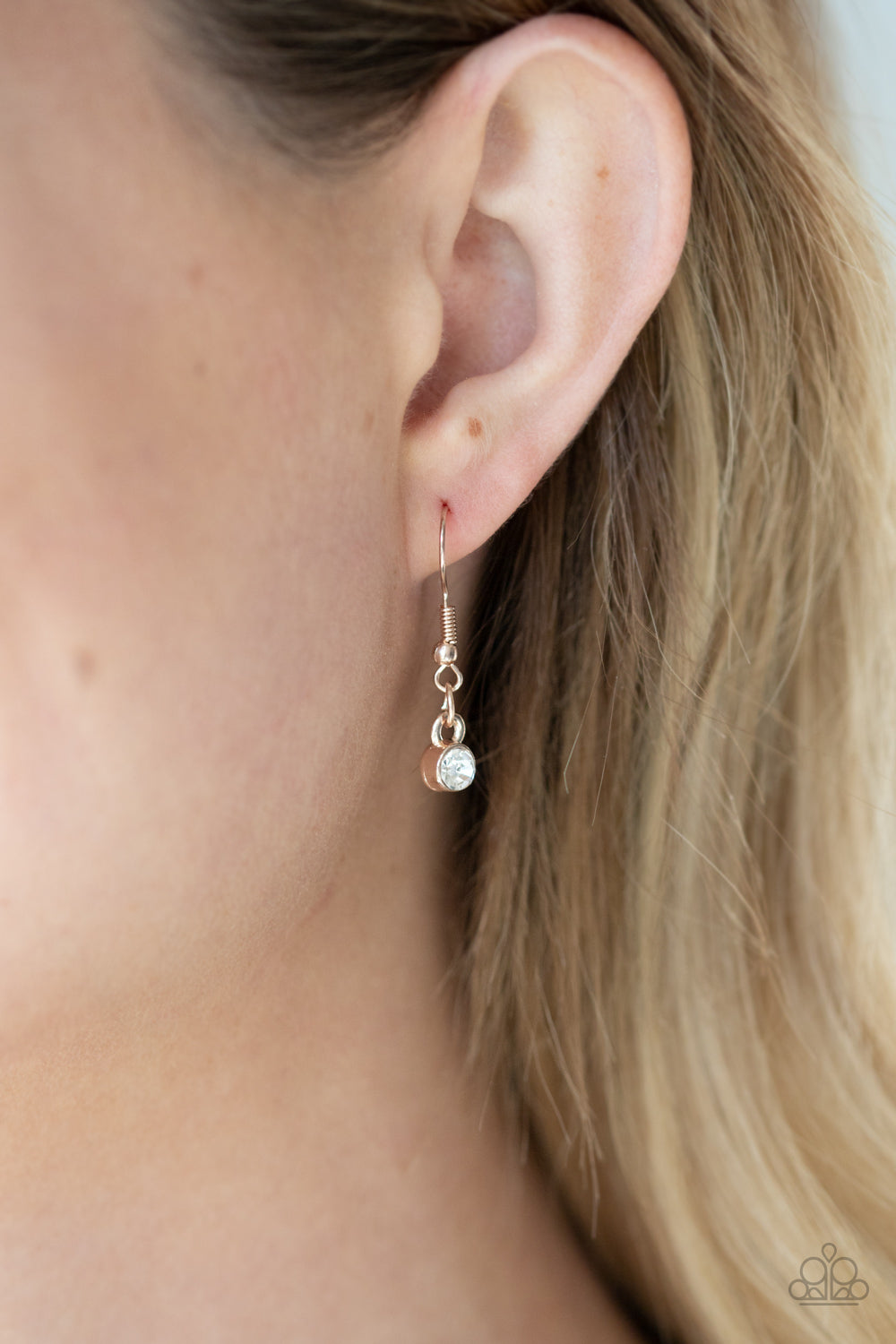 Paparazzi ♥ Modern Minimalist - Rose Gold ♥  Necklace